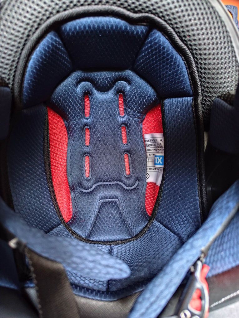 Capacete fechado novo