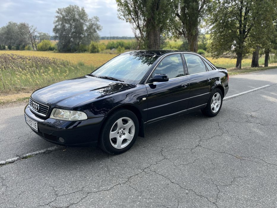 Audi a4 b5 1.6 газ бенз 2000р
