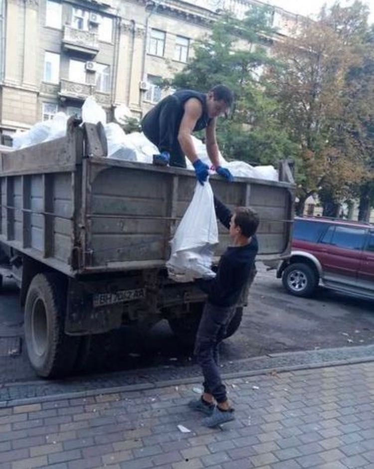 ФОП | Грузоперевозки Зил | Доставка | Вывоз Мусора Хлама Веток и Земли