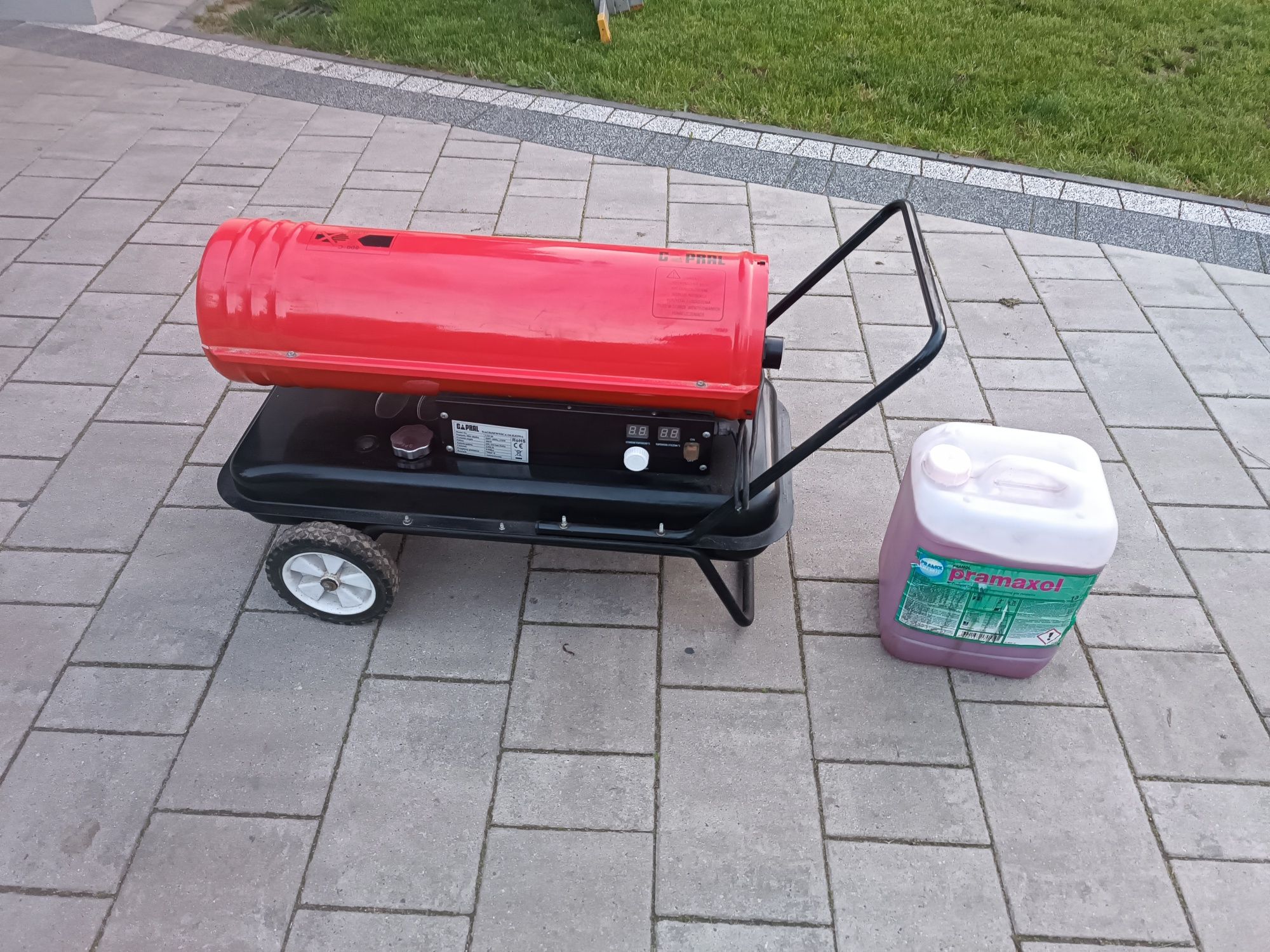 Nagrzewnica olejowa Capral 30 KW + olej opałowy