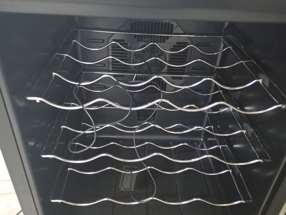 Arca capacidade 12 garrafas