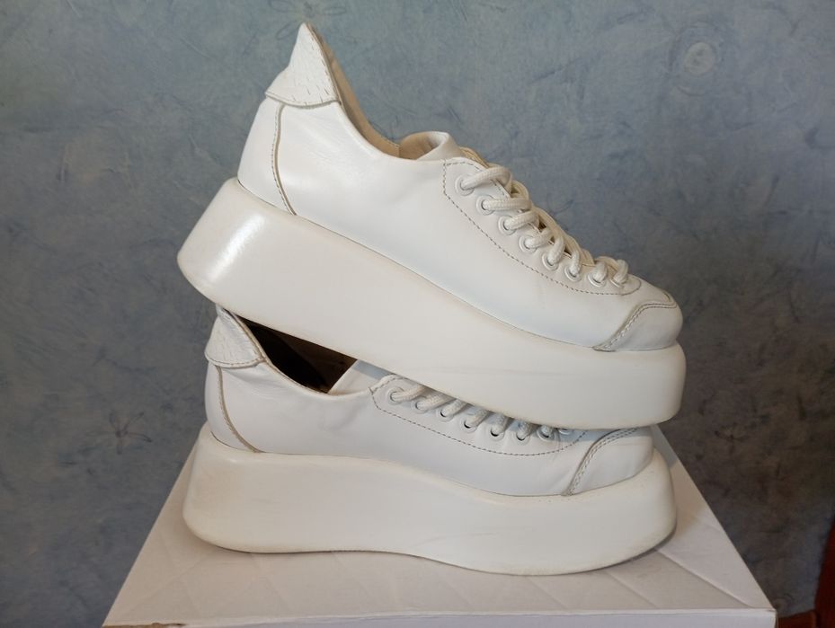 Туфли для модницы 36 р.