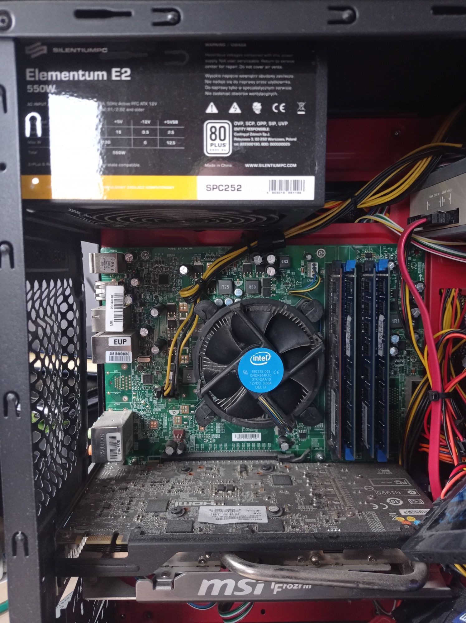 Komputer Intel Core i5 2.80GHz