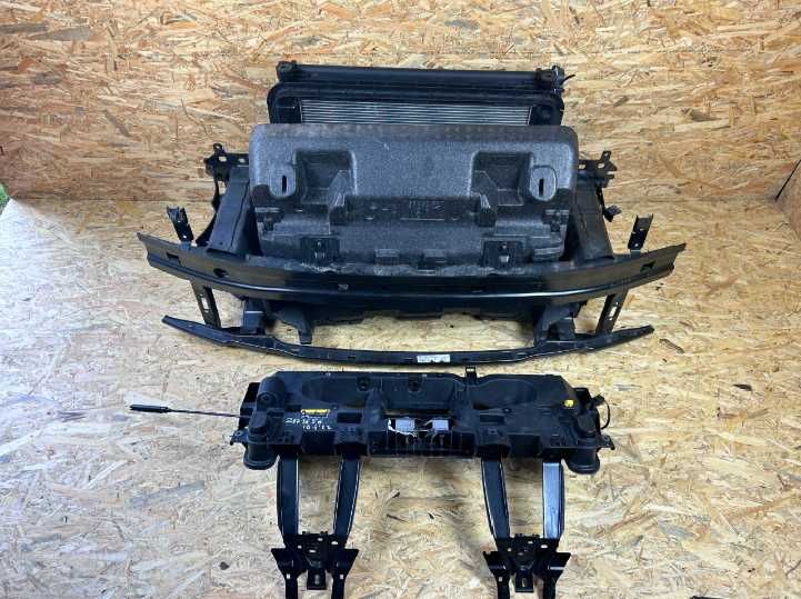 VW ID4 Передня панель телевізор радіатори ID3 ID5 ID6 ID7  Volkswagen