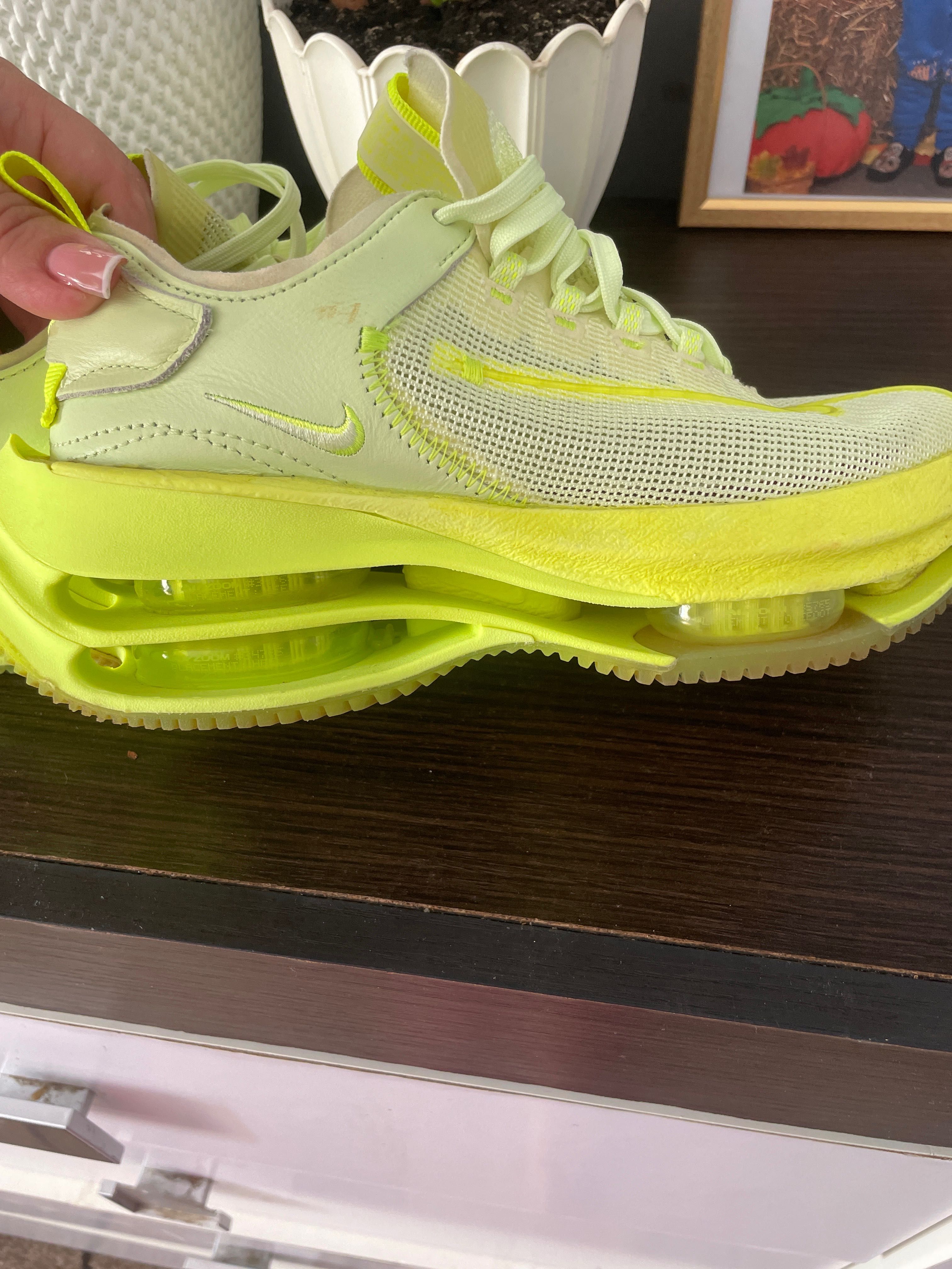 Кроссовки женские Nike