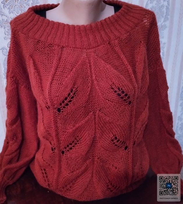 Свитер с крупными листьями под заказ