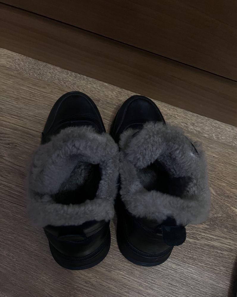Зимове взуття на хлопчика 32 розмір