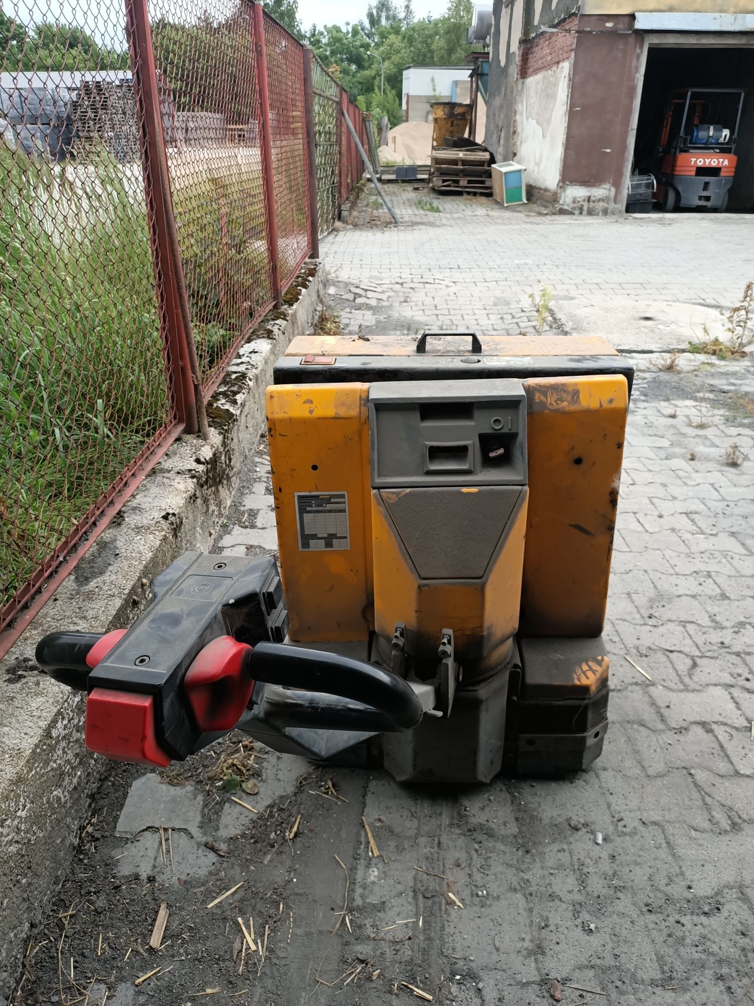 Widlak/wózek elektryczny