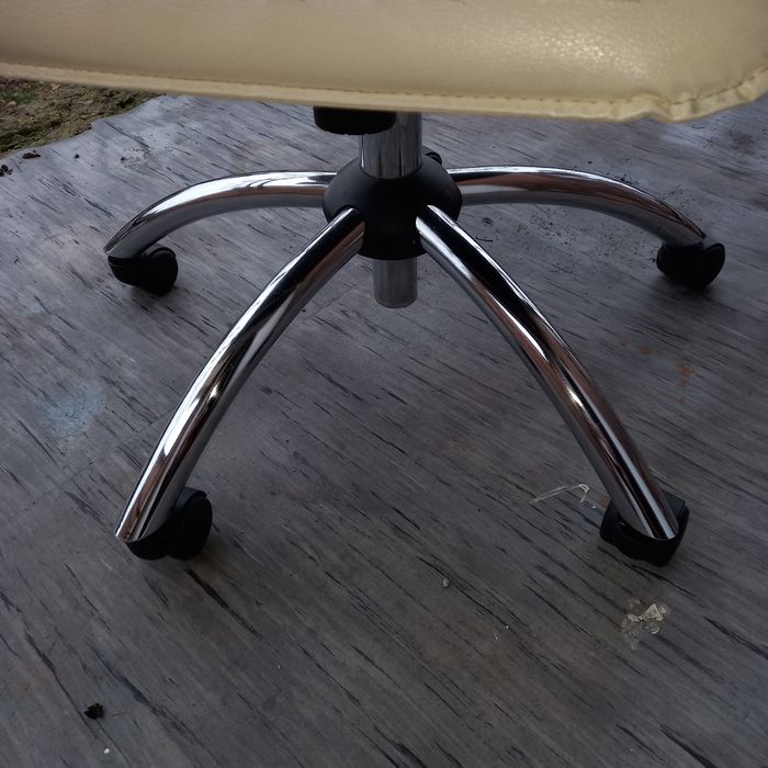 Кресло офисное крісло