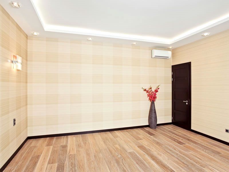 Поклейка  обоев..