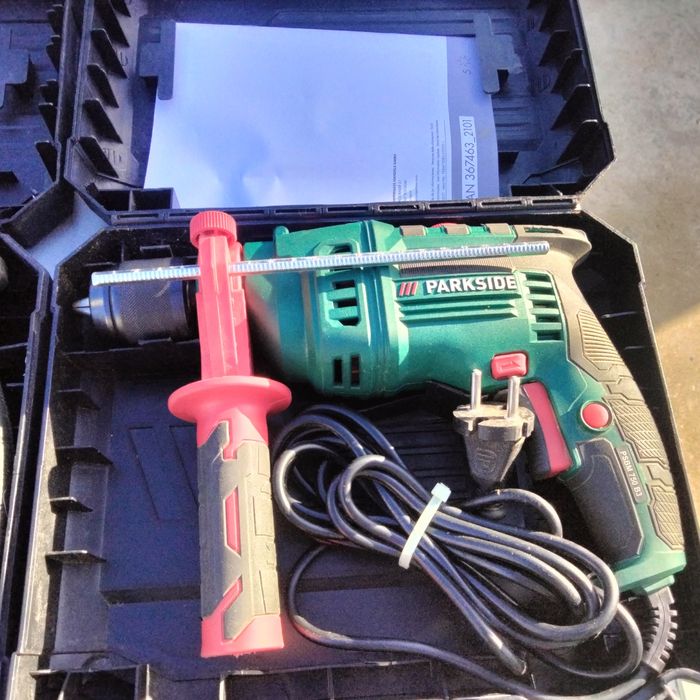 Duas máquinas de furar Parkside