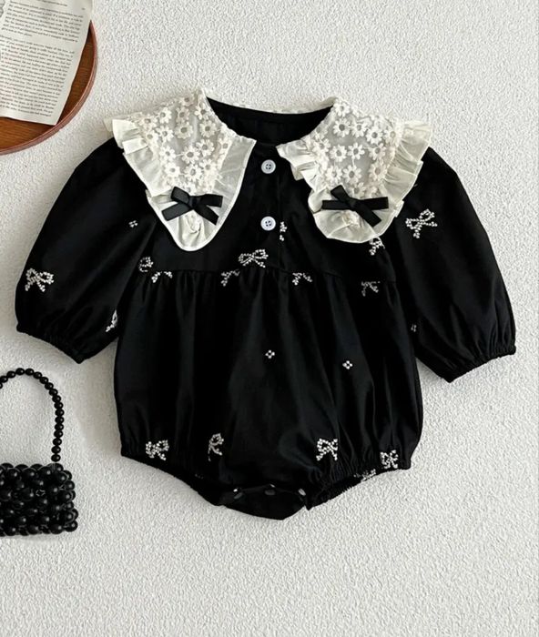 Продам святкове дитяче боді з бантиками для фотосесії