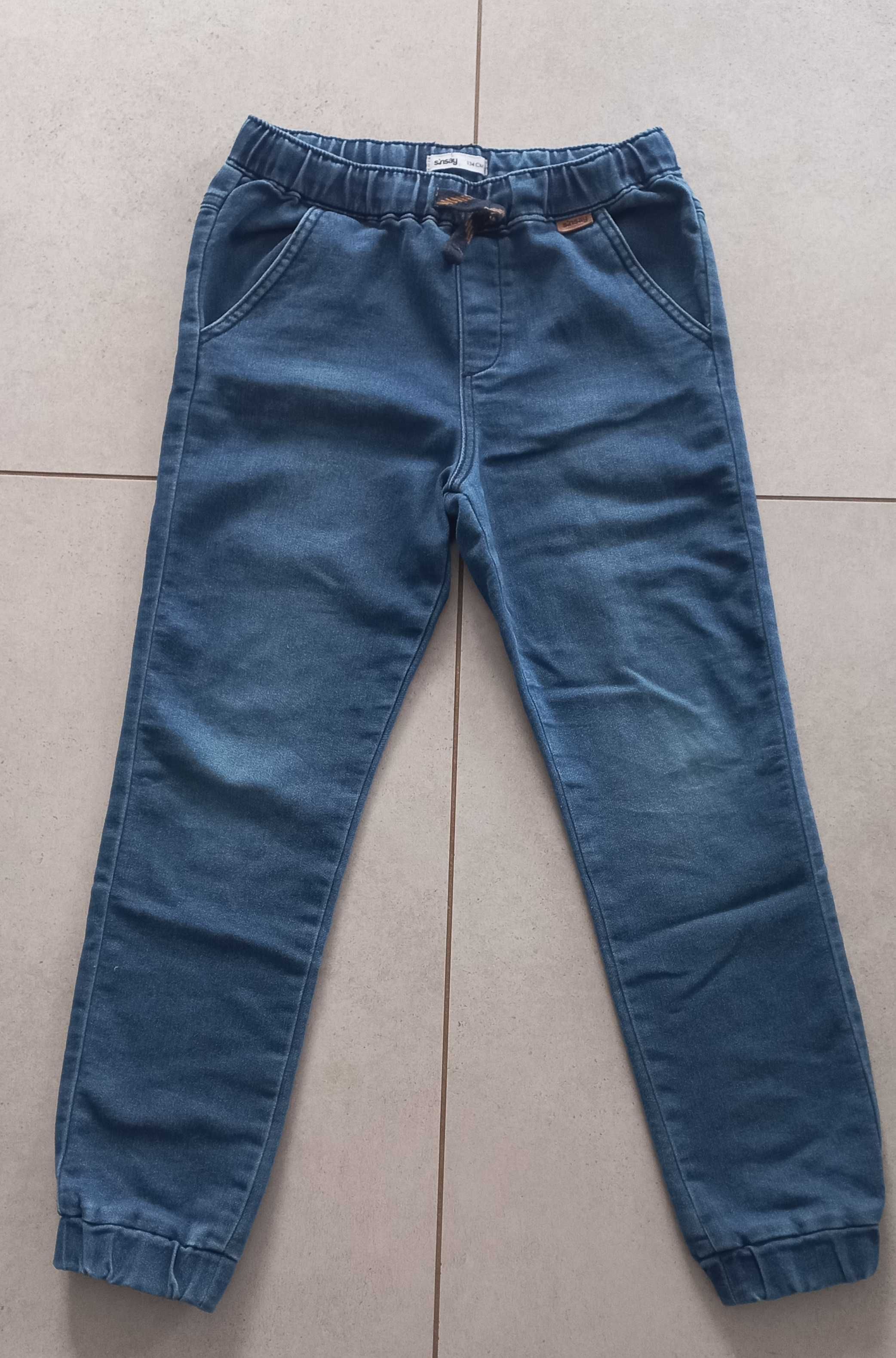 Spodnie jeansy jogger sinsay 134 zestaw szare niebieskie