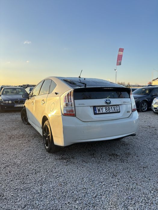 Na Sprzedaż Toyota Prius 1.8 hybryda /oszczędny/automat/super st/zamia