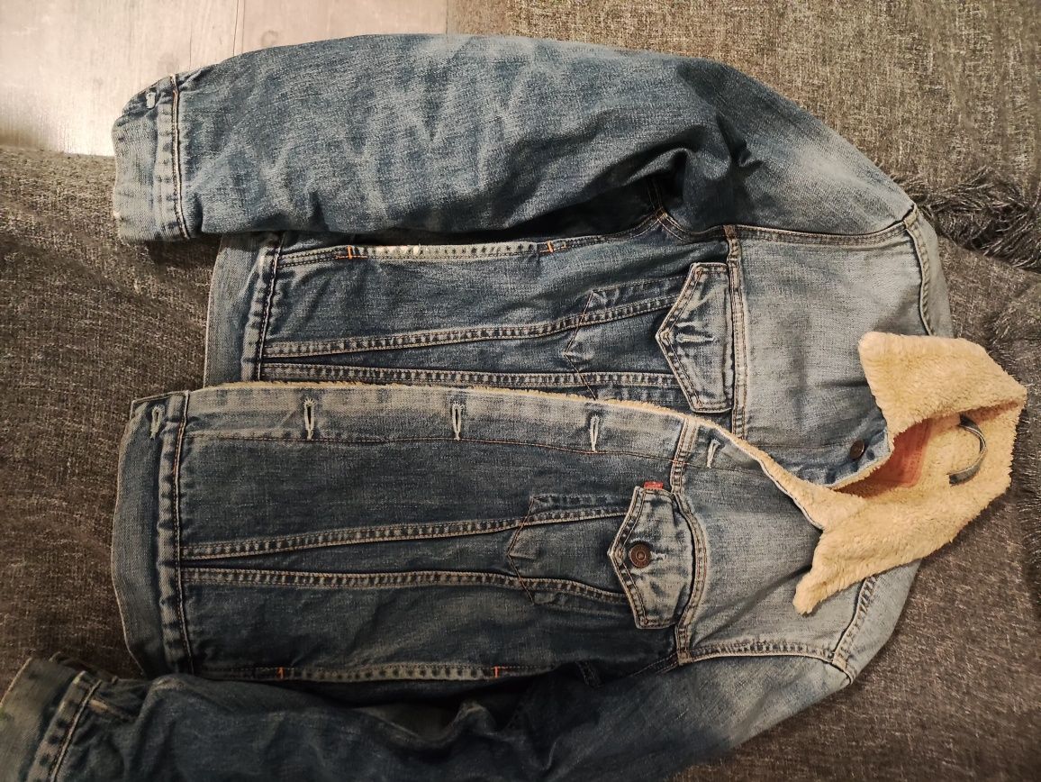 Kurtka Levi's z kożuszkiem jeans oryginał stan bdb