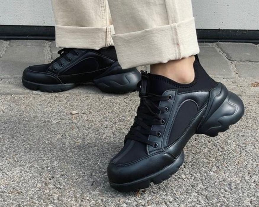 Кросівки зимові 36,37,39р