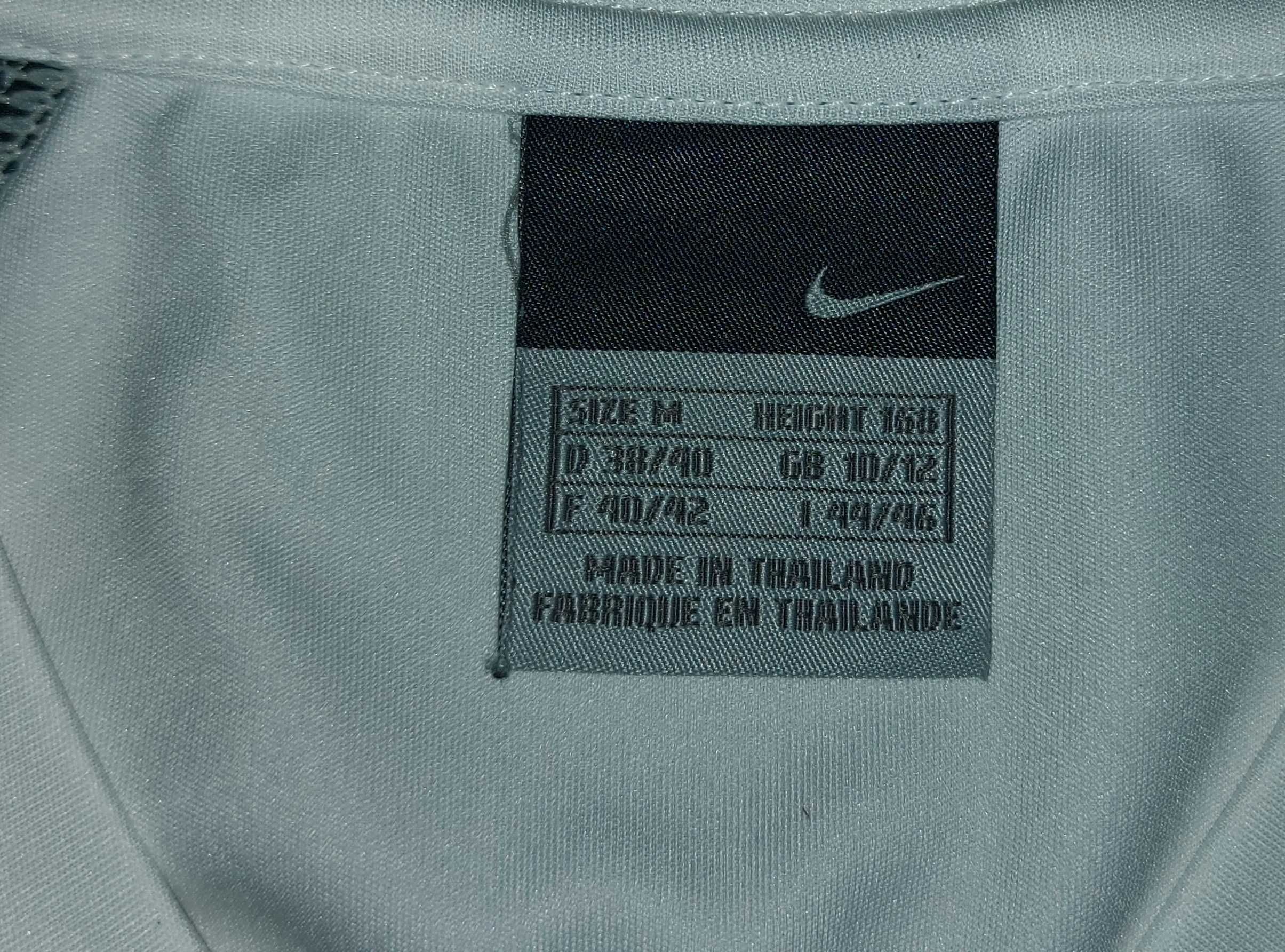 Біла бавовняна базова футболка nike розмір s-м