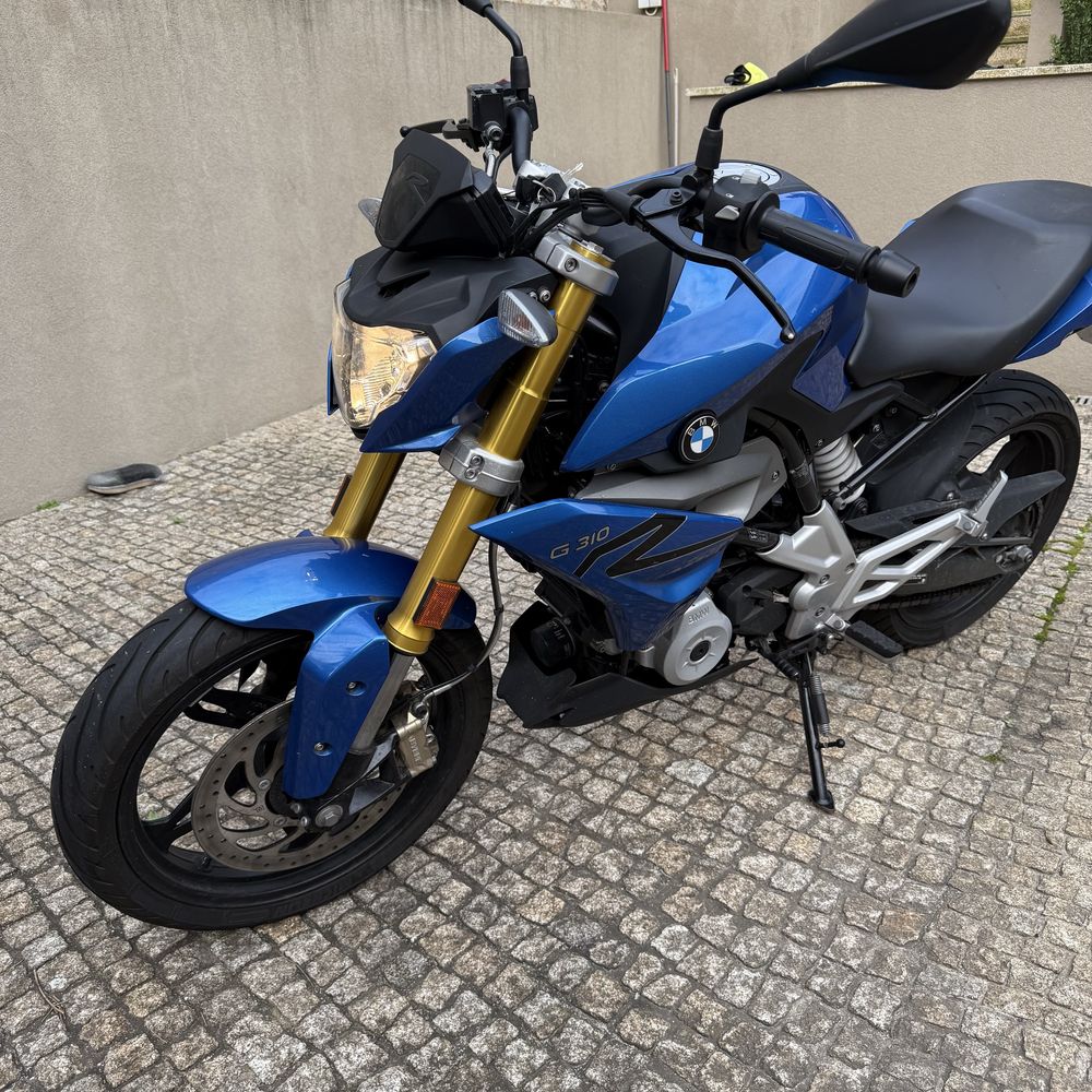 Mota Bmw G310R - Escape Akaprovic - 4400Km - Como Nova