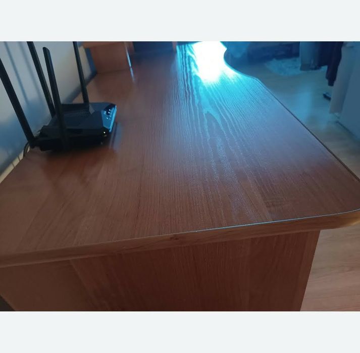 Duże funkcjonalne biurko 128 cm + krzesło obrotowe + lampka + transpor