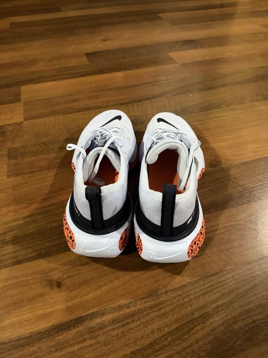 nike zoomx invincible run flyknit