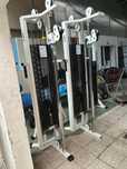 Brama  HES 2 stanowiskowa ze stosem 2 x 80kg i regulowanymi wyciągami