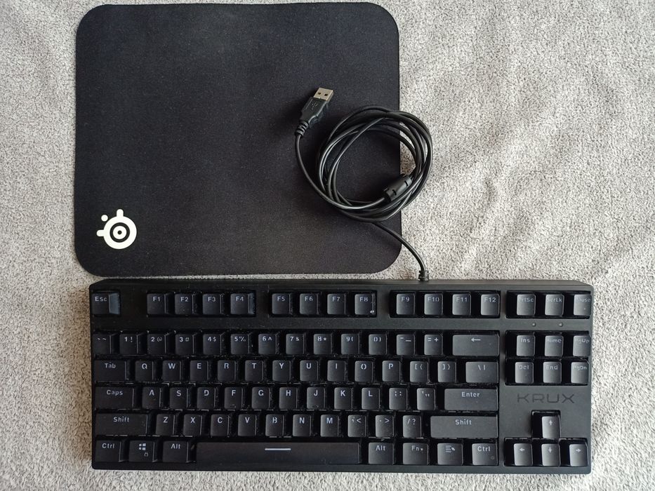 Klawiatura mechaniczna i podkładka pod mysz