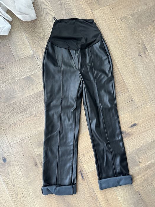 Штани з еко шкіри для вагітних S