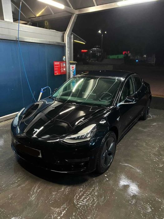 Tesla Model 3 | 500км  | Електромобіль | Оренда або робота в таксі