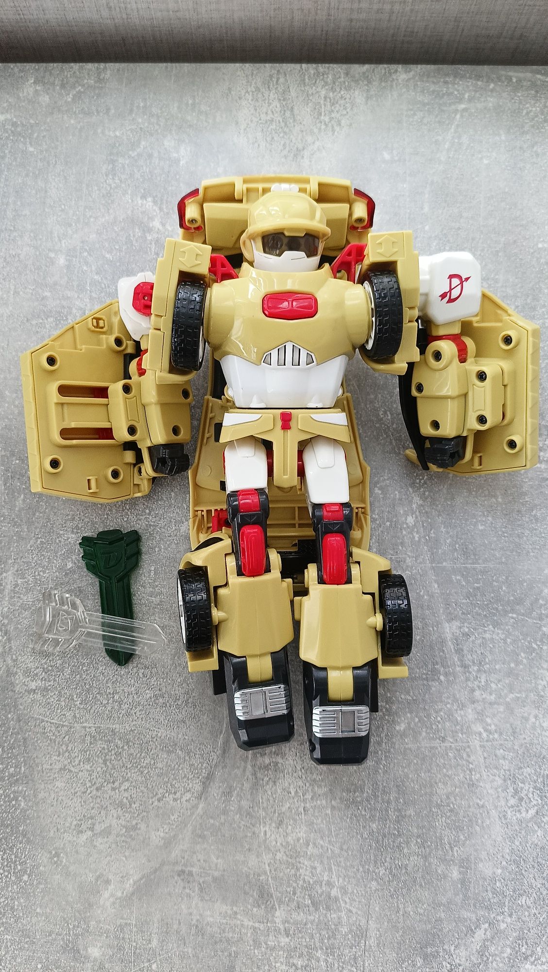 Трансформер TOBOT D