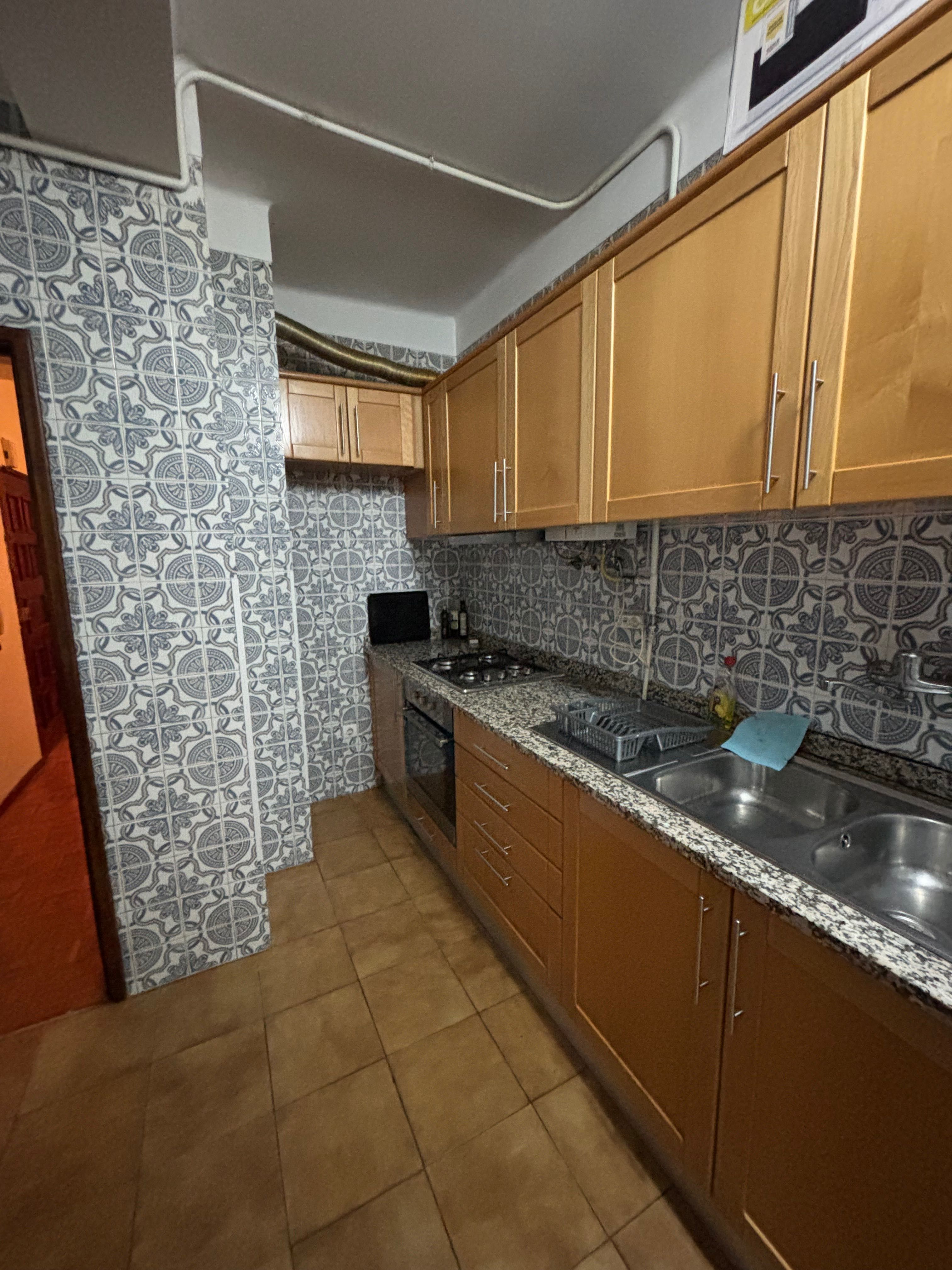 Quartos para arrendar a meninas estudantes, Viseu