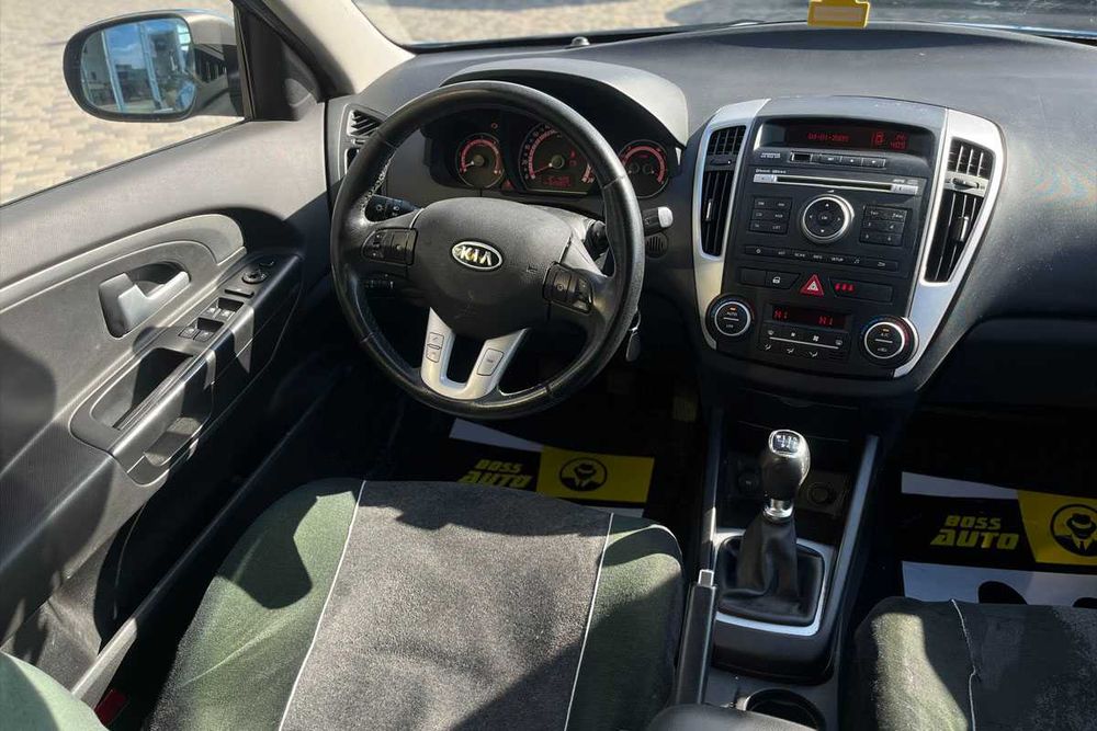 Kia Ceed 2009 року