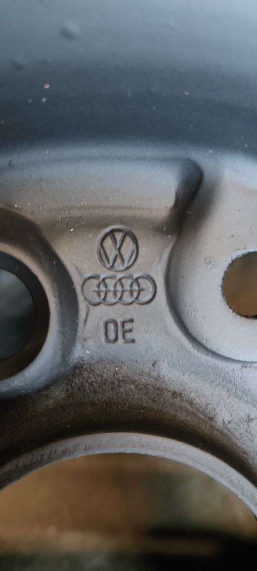 Felgi stalowe koła zimowe Audi 80 oryginał 14" 4x108 5,5J ET 45