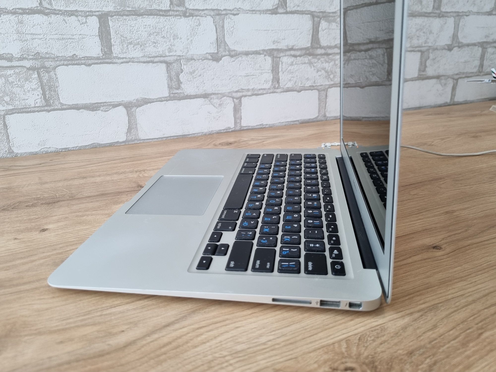 MacBook Air 13 8/256