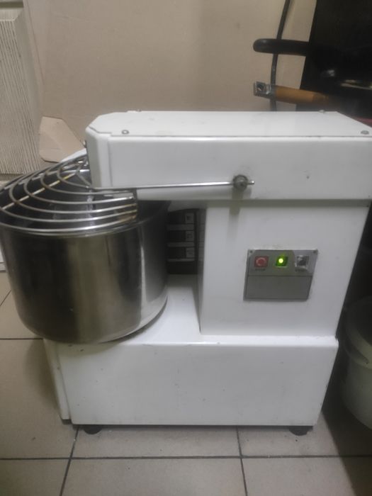 Тестомес 10 л 220В Италия