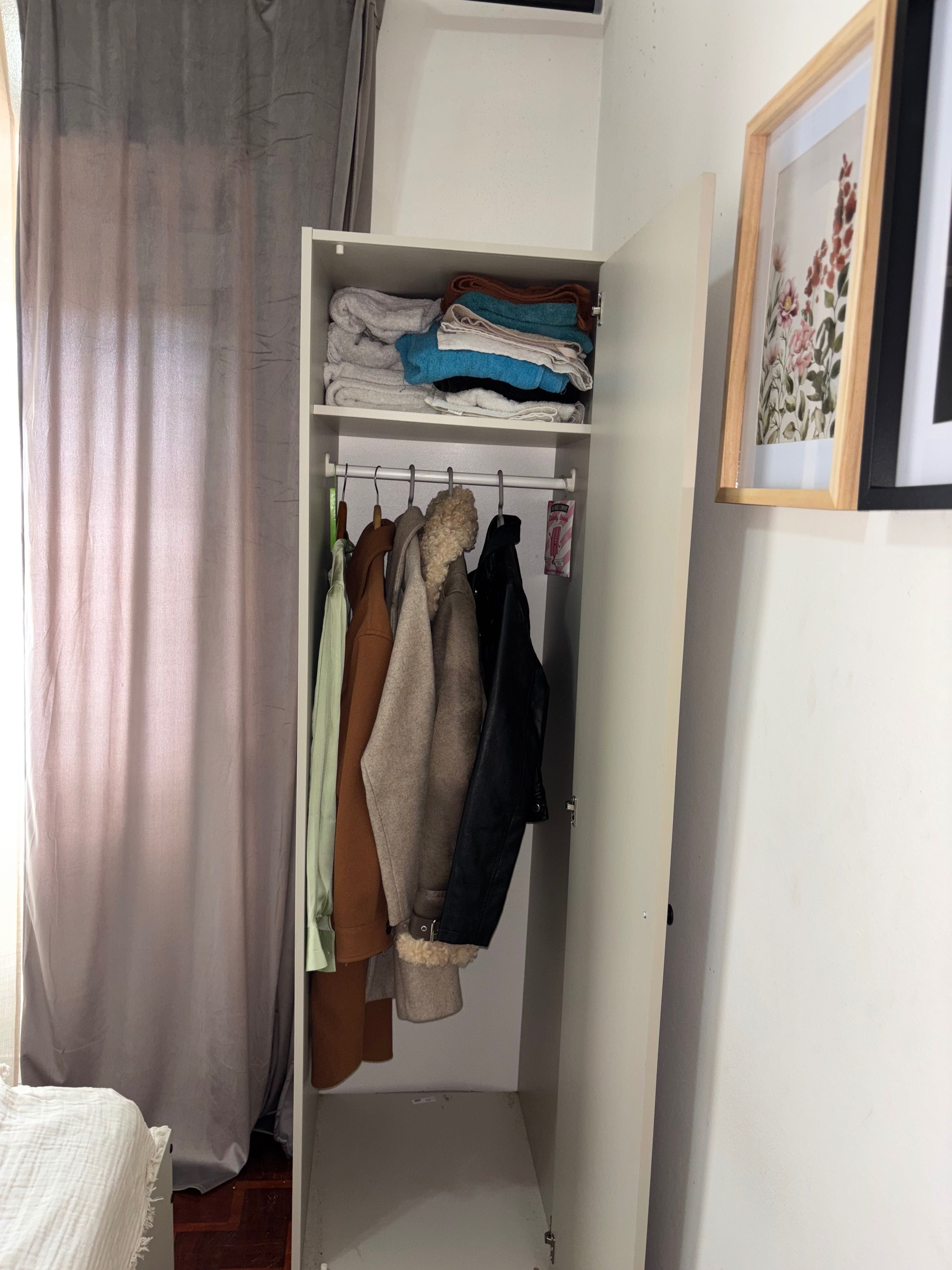 Roupeiro 1 porta GURSKEN IKEA