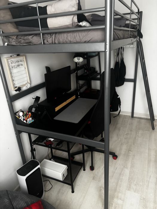 Lożko, antresola, ikea, svarta