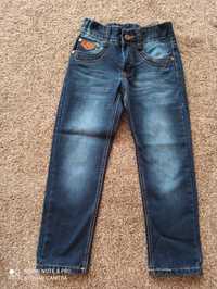 Spodnie chłopięce jeansowe r. 116 i 122 Stan bdb