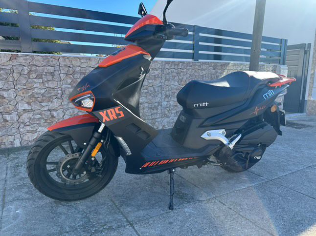 Scooter mitt como nova