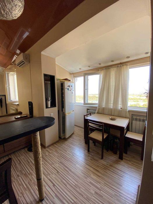 Продам 1-кімнатну квартиру з мансардою та видом на озеро !ЖК «Озерки»