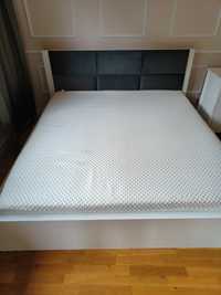 Łóżko 180 x 200 z materacem