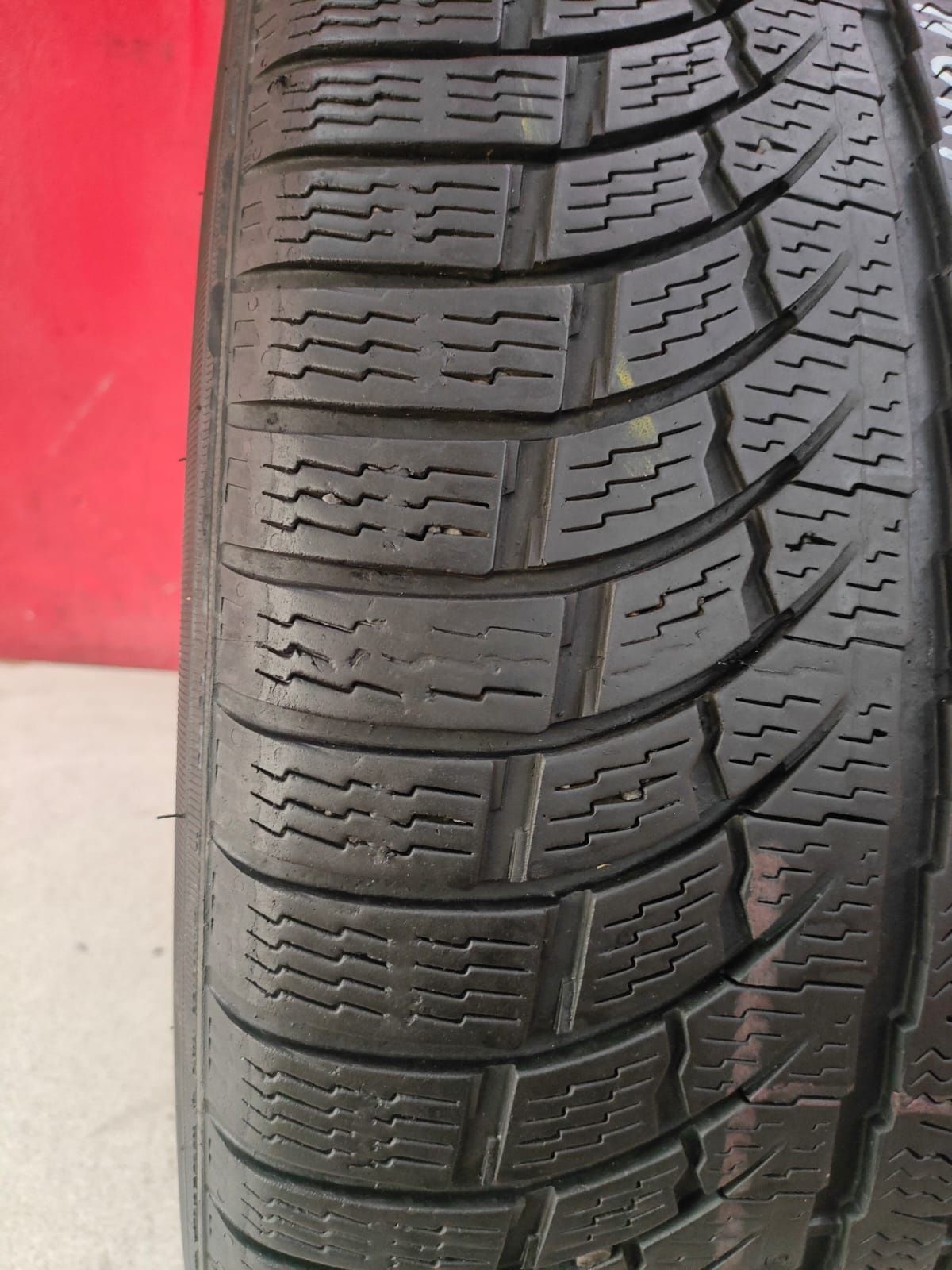 Opony 245/50/18 nokian