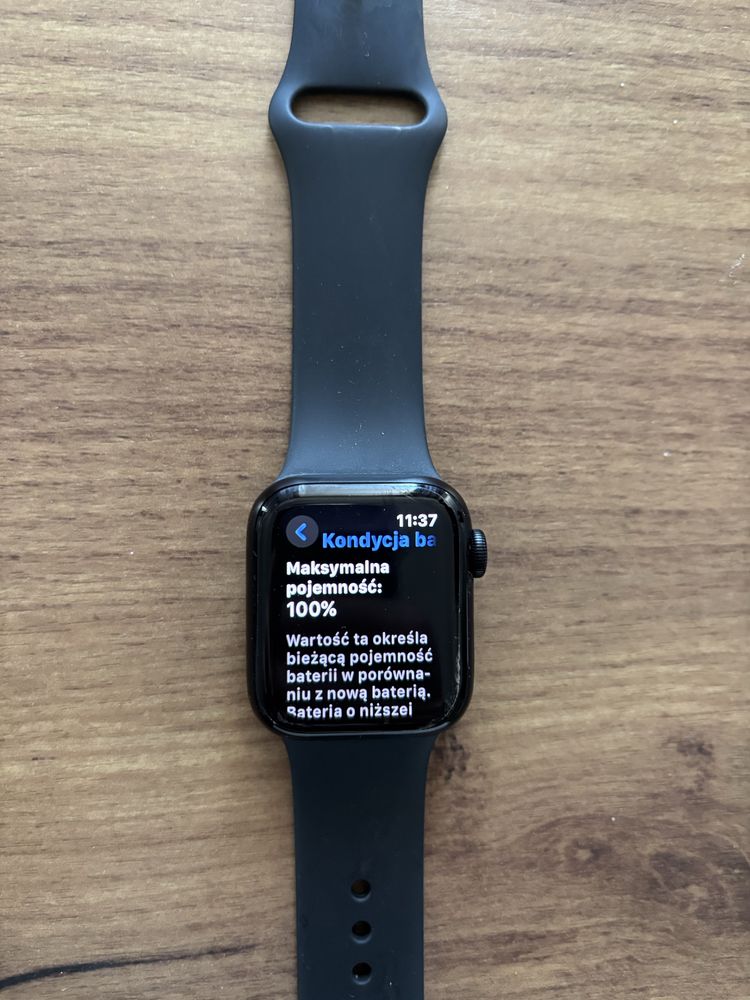 Apple Watch SE 2 + Cellular