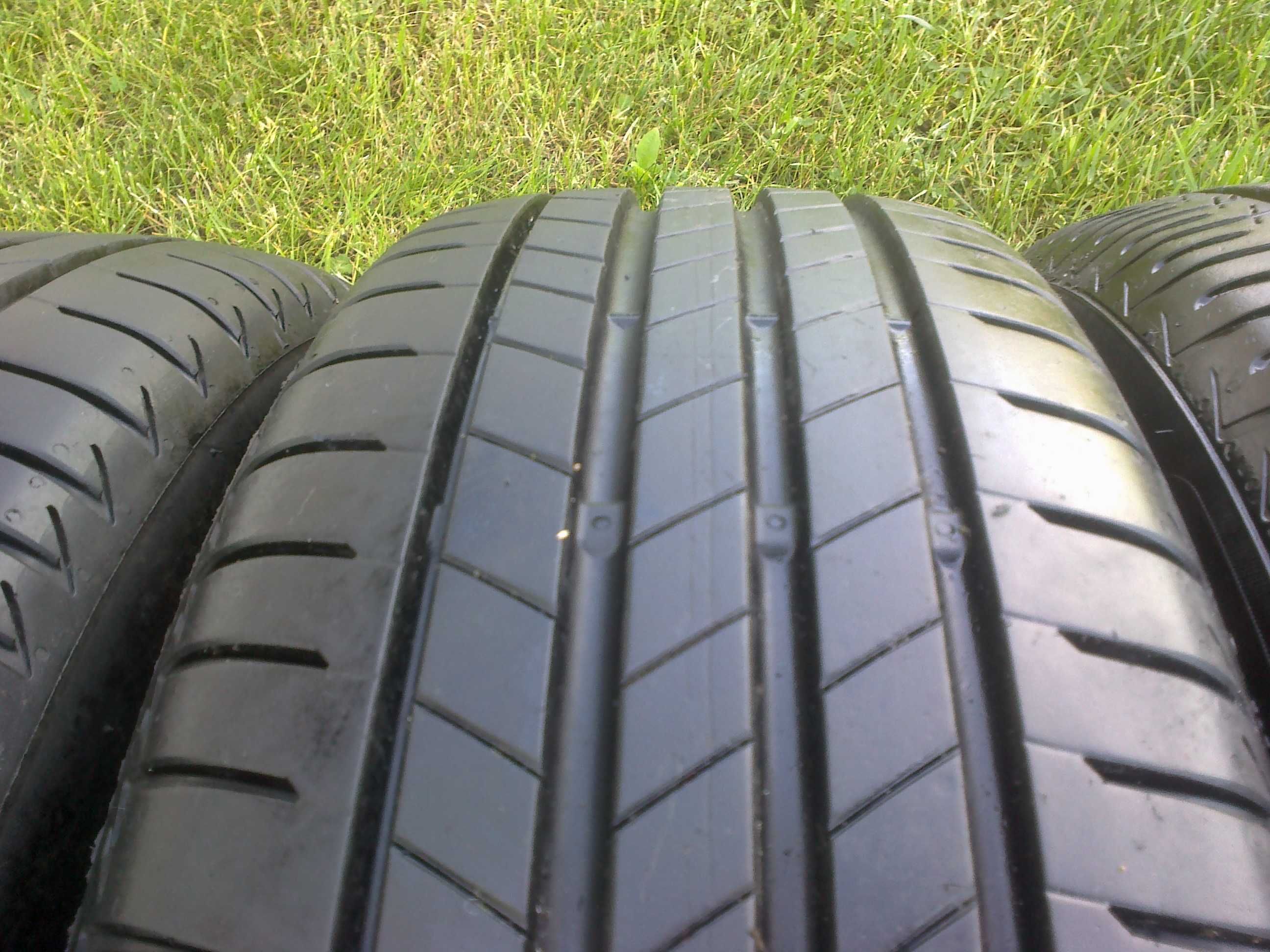 Opony letnie Bridgestone 185/65/15. Super stan