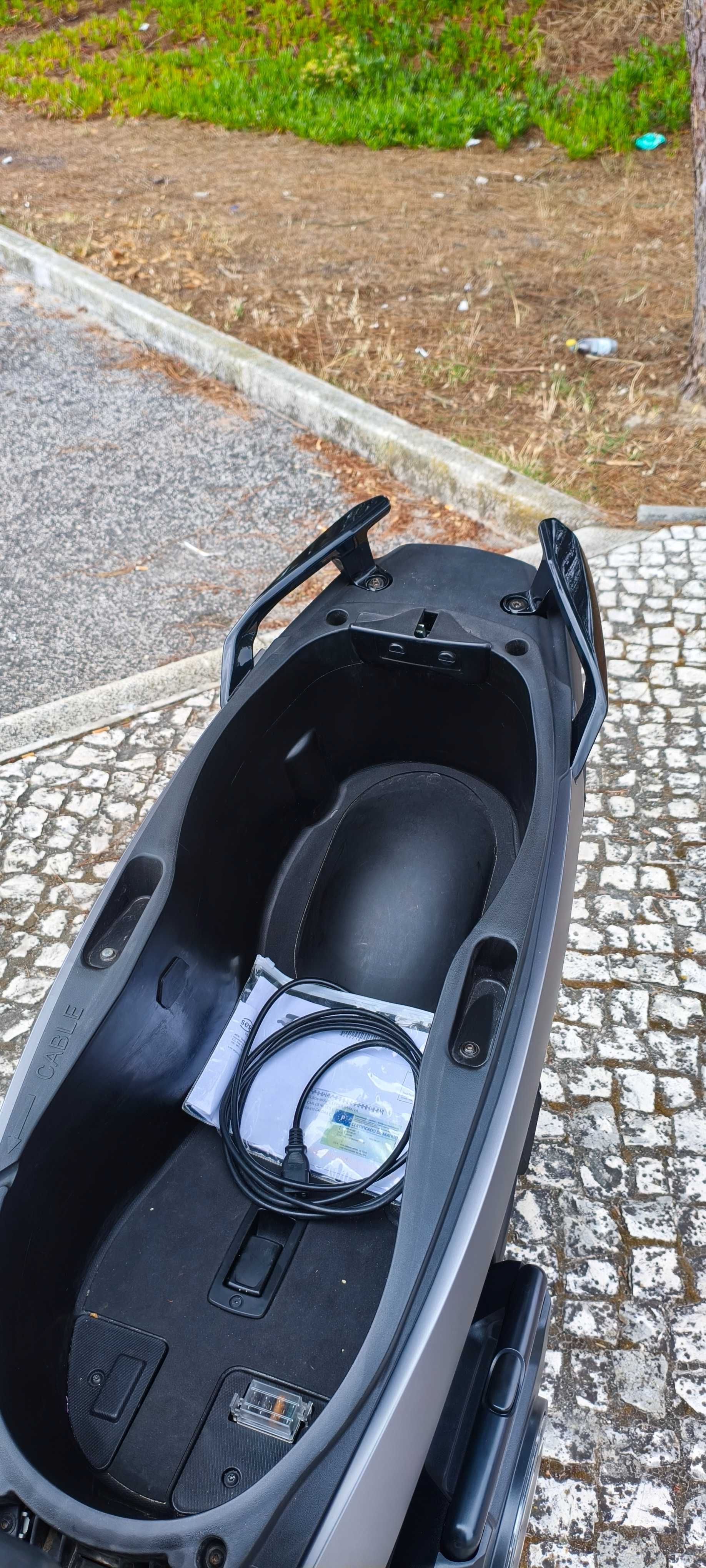 SEAT MÓ 125 Eletrica / Silence S01