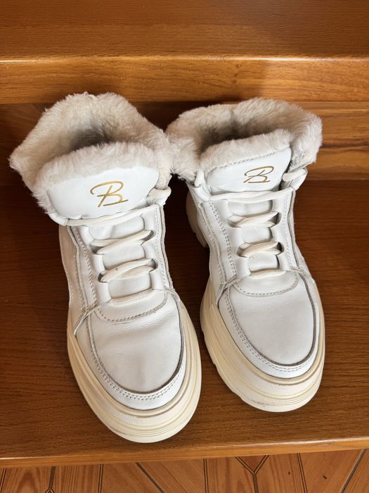 Зимове/жіноче/шкіряне взуття/37 розмір