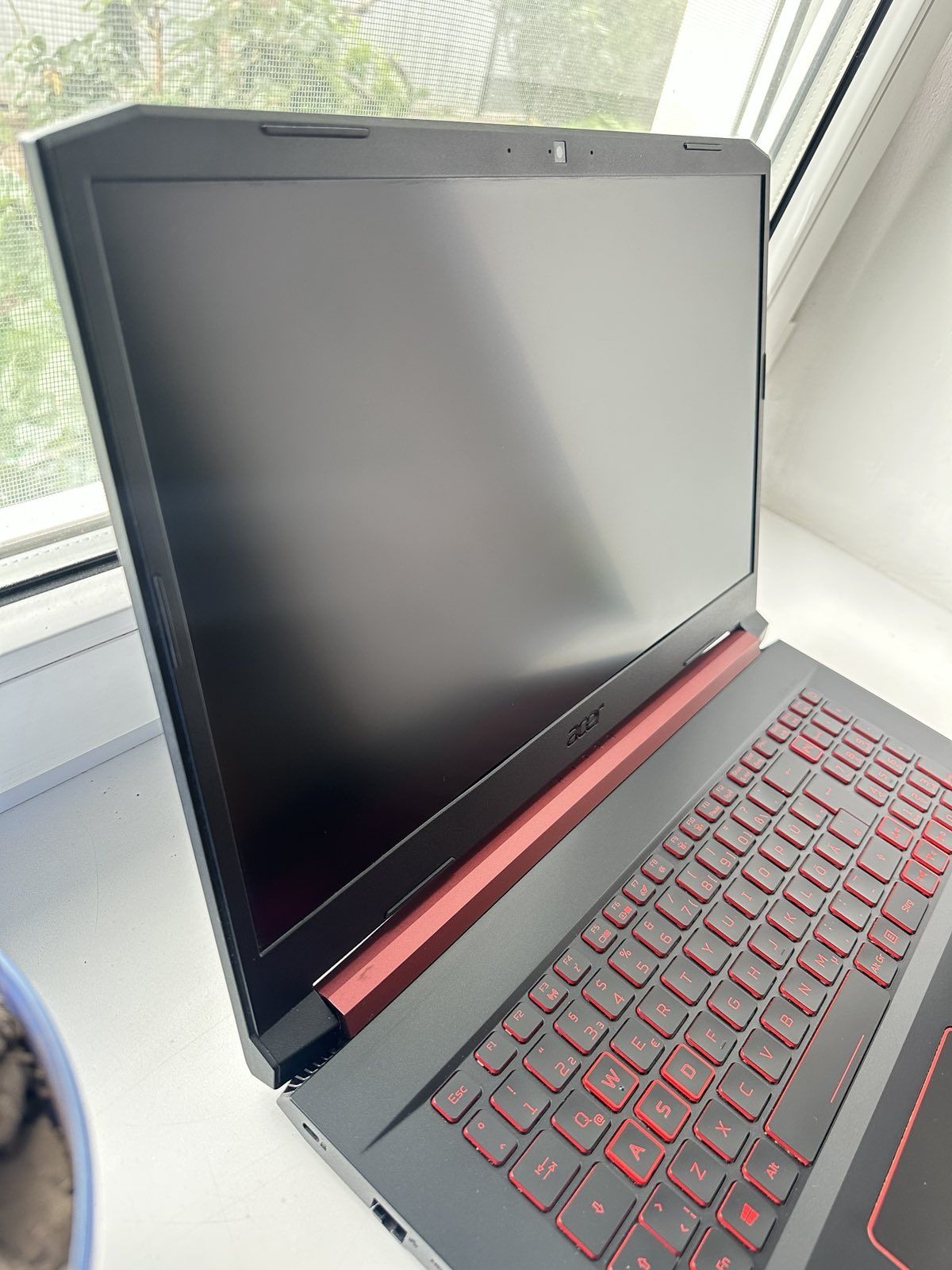 Продам игровой ноутбук Acer Nitro 5