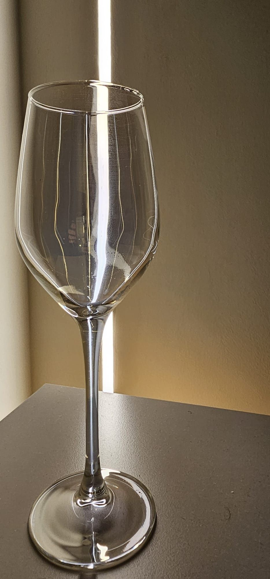 Komplet 6 kieliszków do wina Celeste Golden Chameleon 270 ml LUMINARC