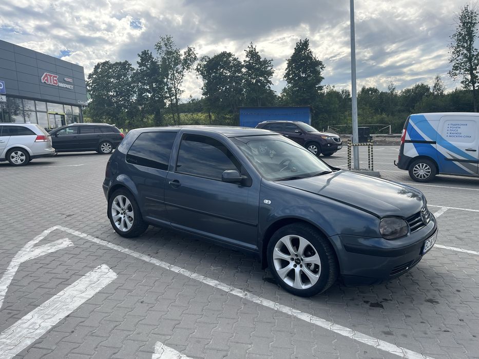 Volkswagen Golf 4