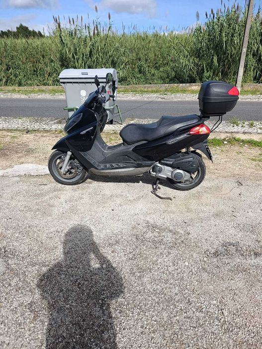 Piaggio X7 125 bom estado