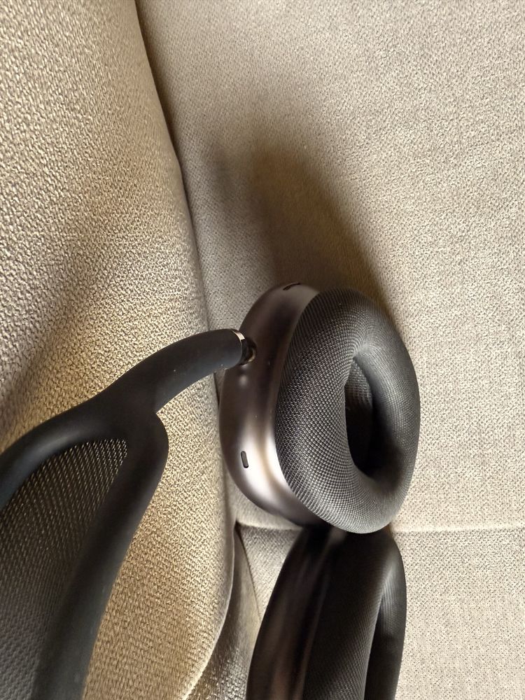 AirPods Max - jak nowe
